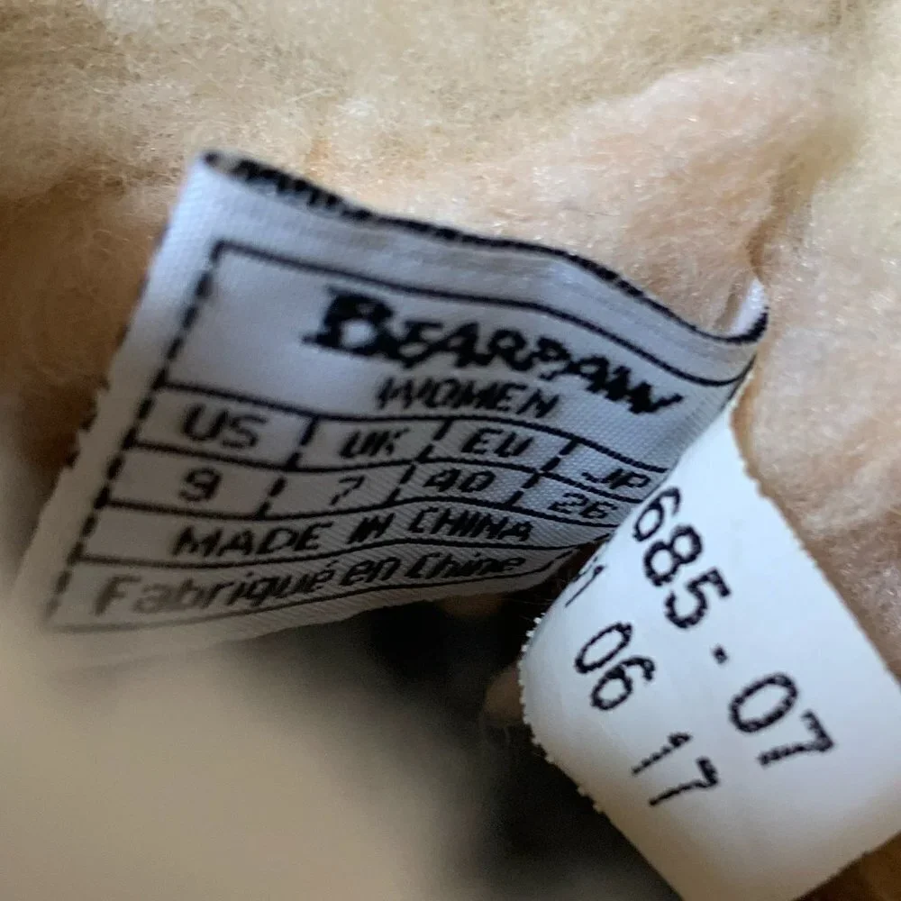 BearPaw Women Boots Size 9